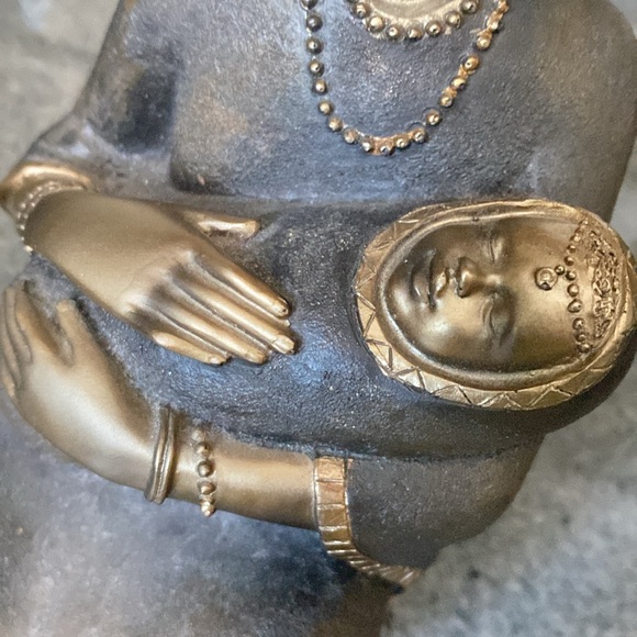 Vintage African mother and baby bronze statue figurine - Picture 5 of 17